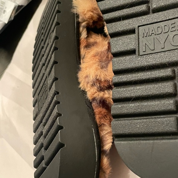 Steve Madden Leopard print fluffy platform sandals slippers size 7. NWT - Picture 7 of 12